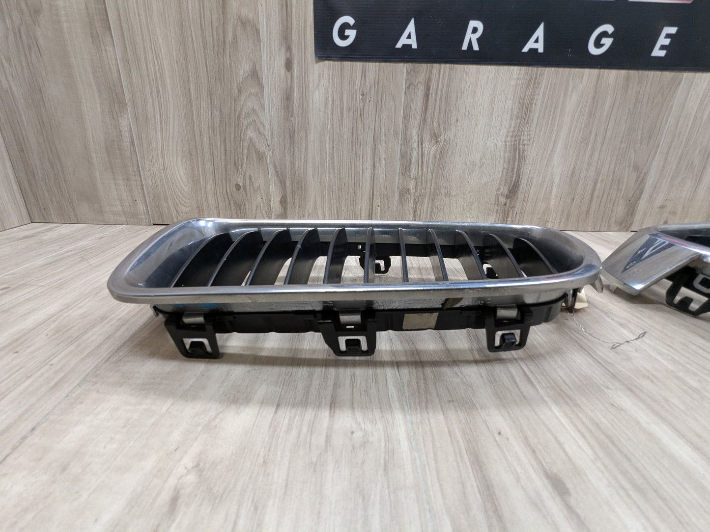 OEM BMW F30 F31 328 330 335 340 Front Left Right Upper Bumper Kidney Grilles SET