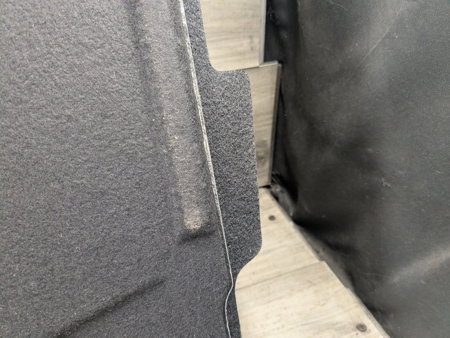 2013 Mercedes-Benz E550 E-Class A207- Rear Trunk Cargo Floor Carpet Spare Tire Cover PN: 0