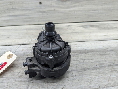 OEM BMW F97 F98 G01 G02 G05 G06 G07 I8 X3 X4 X5 X6 X3M Auxililiary Water Pump