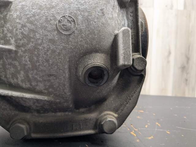 07-13 OEM BMW E70 X5 3.5d Rear Differential Axle Carrier 3.64 DIESEL M57