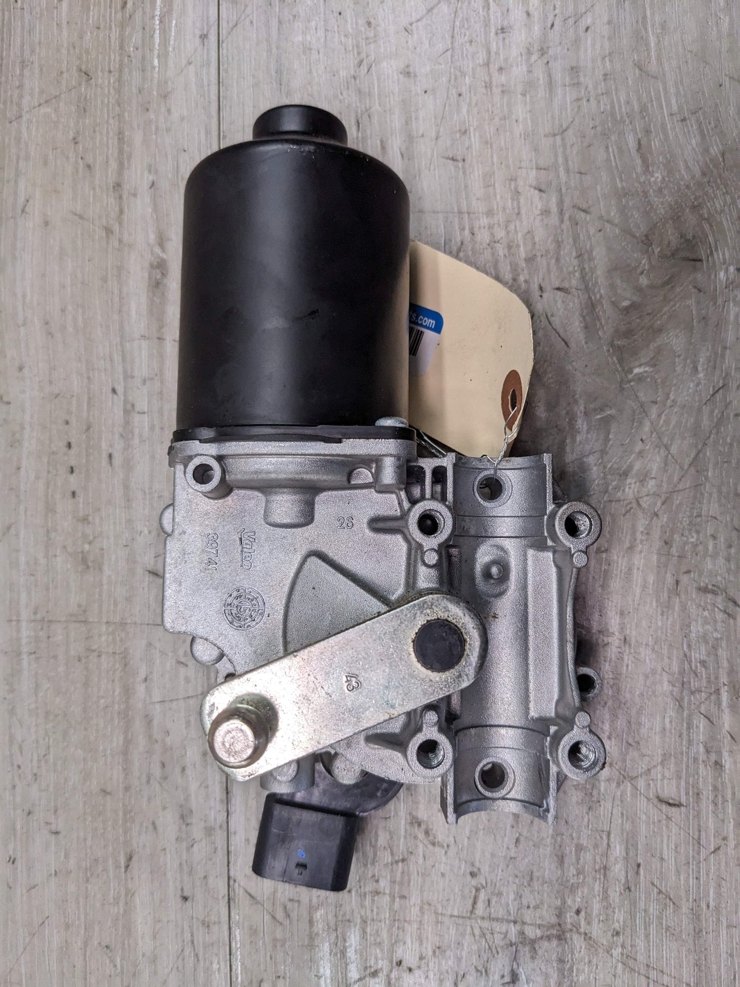 12-18 OEM BMW F22 F30 F32 F33 F36 235 325 328 335 428 435 Windshield Wiper Motor