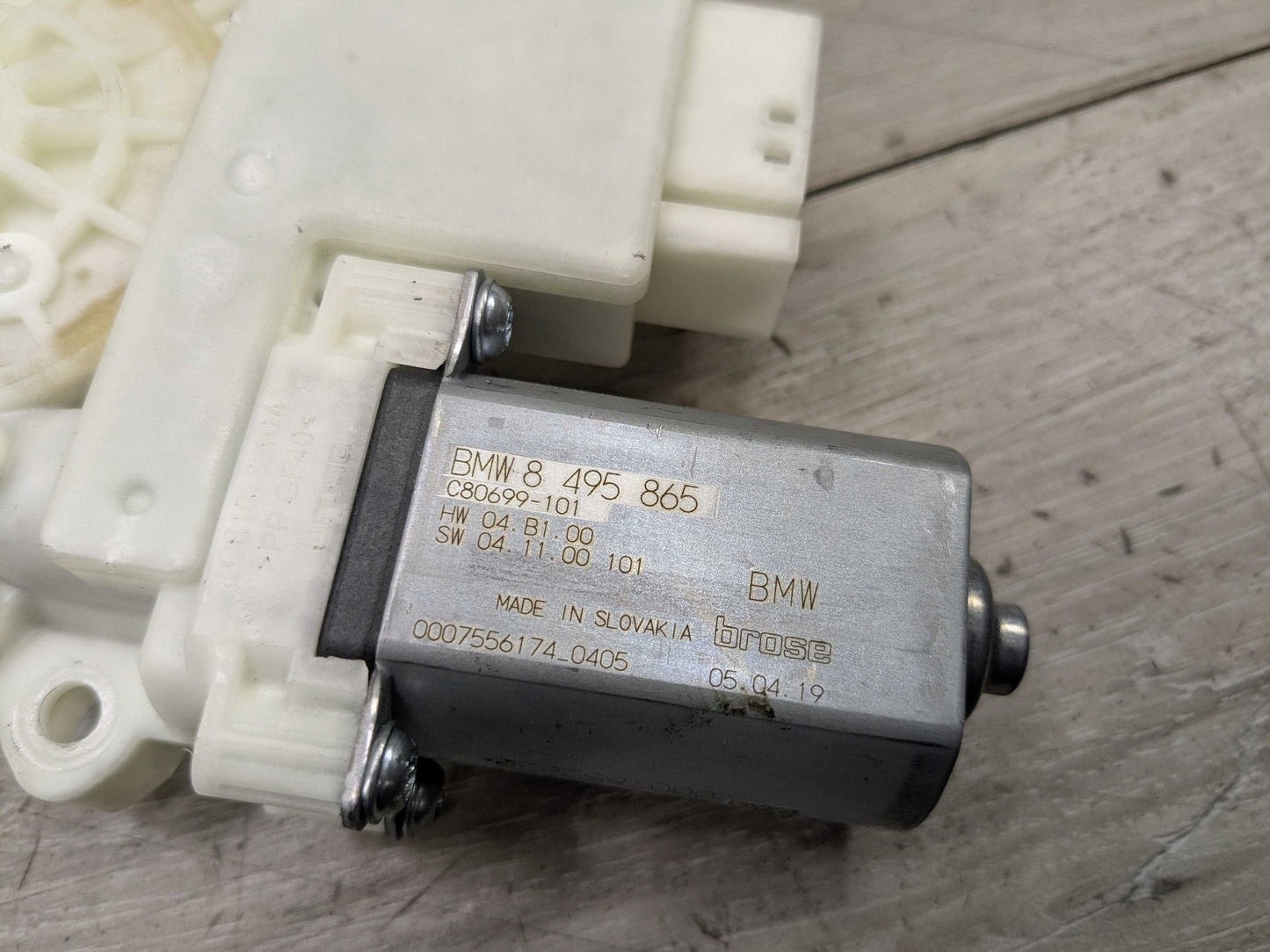 2019 BMW 330i G20 Front Left Driver Door Window Glass Regulator Motor 8495865 19-24 OEM BMW G20 G80 330 M340 Front Left Driver Door Window Regulator Motor