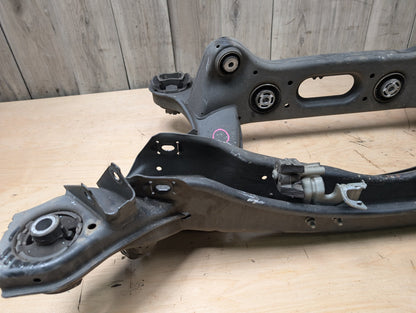 10-16 Mercedes A207 C207 W204 W207 W212 Rear Subframe Support Cradle Crossmember