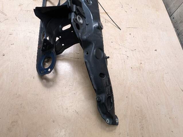 1996 - 2003 BMW Z3 E36 Front Clip Frame Radiator Support Assembly  M54B25O0