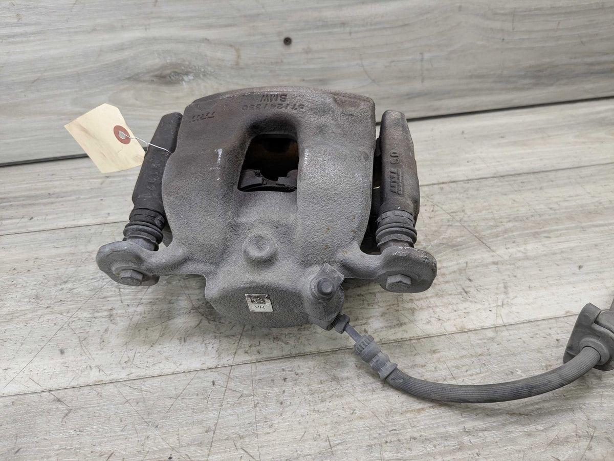 OEM BMW F39 F44 F48 X1 X2 28 228 B46 FRONT Right Passenger Side Brake Caliper