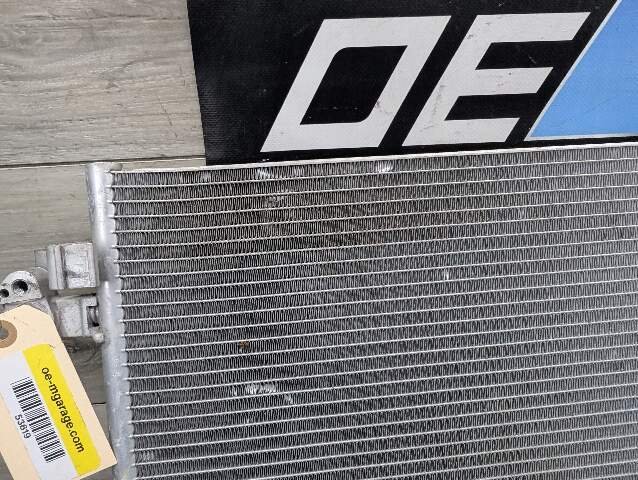 OEM BMW F90 G11 G12 G30 550 750 B7 M5 AC Air Conditioning Condensor N63 S63