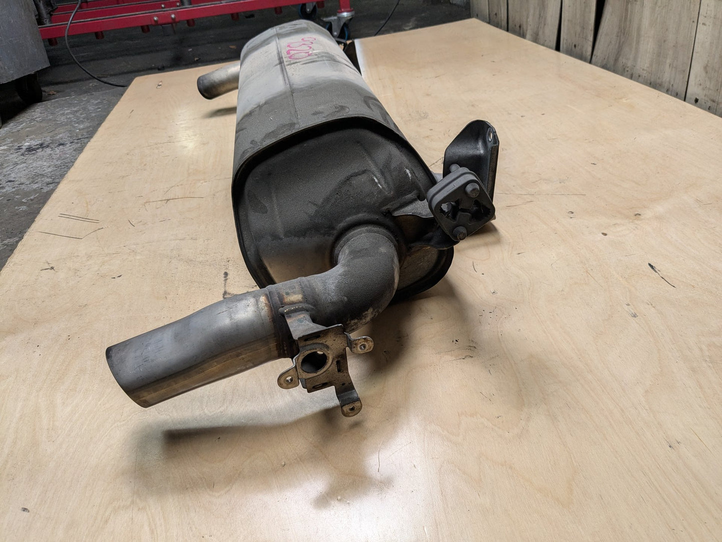 16-22 OEM BMW G12 740 Engine B58 Rear Dual Exhaust Pipe Muffler