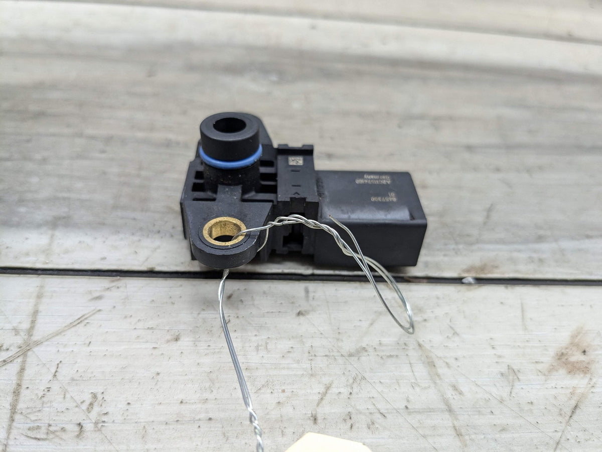 OEM BMW E90 E92 E93 F10 G30 328 528 Engine MAP Manifold Air Pressure Sensor