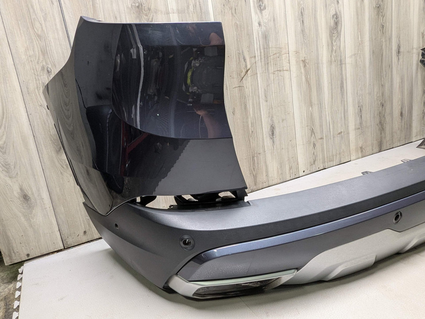 DENT* 19-23 OEM BMW G05 X5 Rear Bumper Cover Panel w/ Diffuser COMPLETE Gray C27 Grey Arktikgrau Brillanteffekt Metallic (C27)