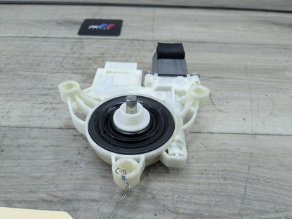 2019 BMW 330i G20 Front Right Passenger Door Window Glass Regulator Motor 8495866 19-24 OEM BMW G20 G80 330 M340 Front Right Passenger Door Window Regulator Motor