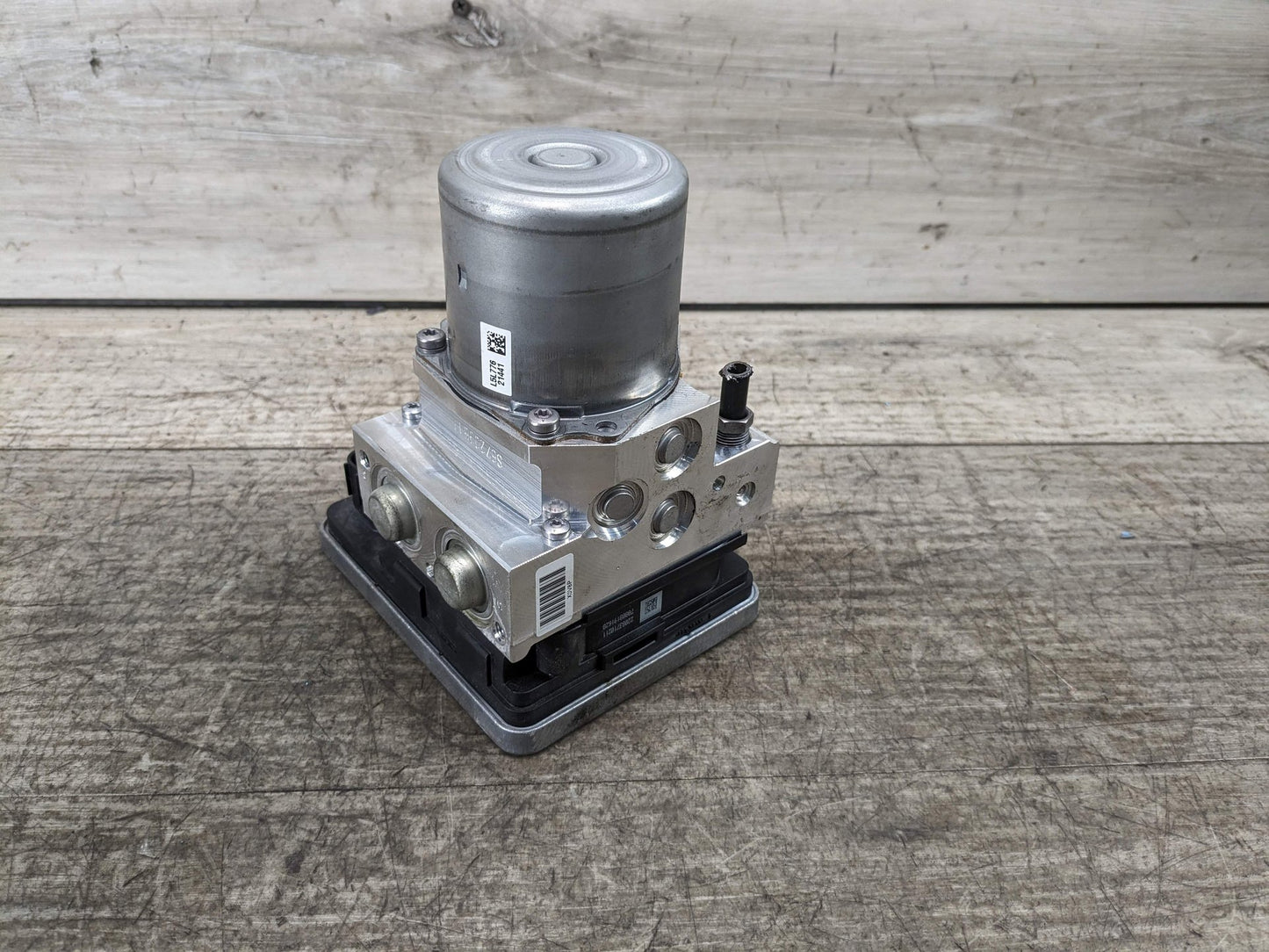 2018 BMW 540i G30 ABS Pump Module 6889210 16-20 OEM BMW G30 G32 G11 G12 750 DSC ABS Pump Computer Unit Anti Lock Brake