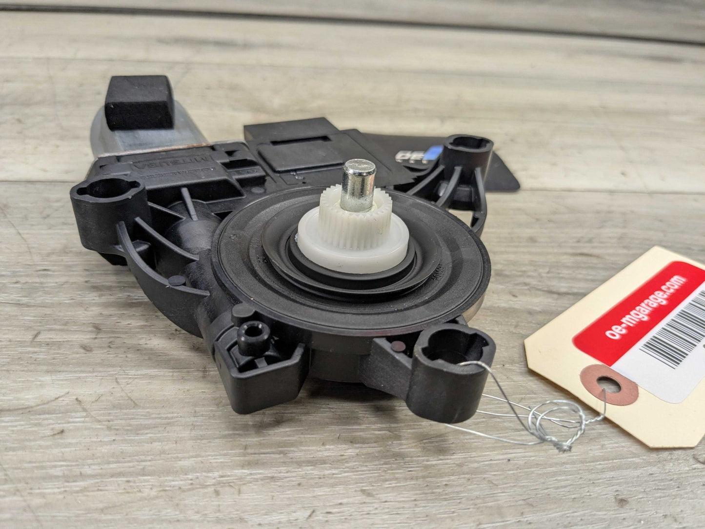2021 BMW M340i G20 Front Left Driver Door Window Glass Regulator Motor 8498859 OEM BMW G20 G80 330 M340 M3 FRONT Left Driver Side Door Window Regulator Motor