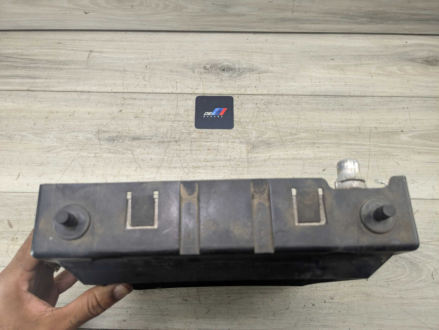 2018 BMW M550i G30 Left or Right Secondary Auxiliary radiator 8619383 OEM BMW F90 F93 G12 G16 G30 M5 M8 Secondary Auxiliary Coolant Remote Radiator