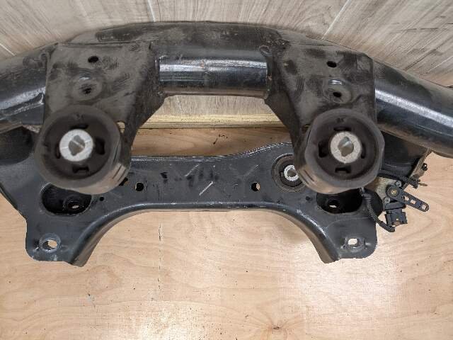 2019 BMW 330i G20 Rear Axle Support Crossmember Subframe 0