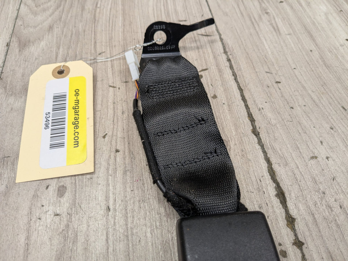 OEM BMW F90 M5 G30 530 540 M550 Rear Center Middle Seatbelt Seat Belt Buckle