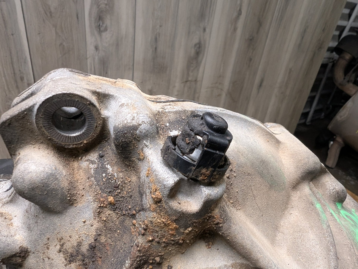 OEM BMW F25 F26 X3 AWD Front Differential Axle Gearbox Carrier AT 3.38 141118