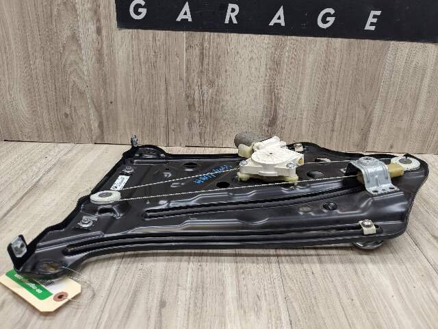08-13 OEM BMW E88 128i 135i Rear Right Passenger Window Lift Regulator w/ Motor
