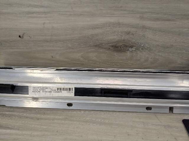 15-19 OEM BMW F16 F86 X6 REAR Right Passenger Door Window Roller Sunshade Blind