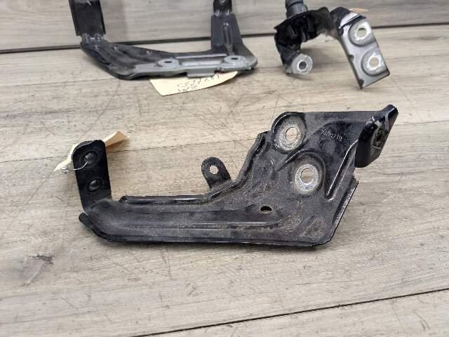 18-24 OEM BMW G01 G02 F97 F98 X3 X4 Left Driver Fender Wing Holder Bracket SET