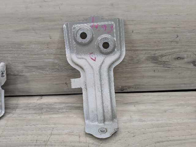 18-24 OEM BMW G01 G02 F97 F98 X3 X4 Left Driver Fender Wing Holder Bracket SET