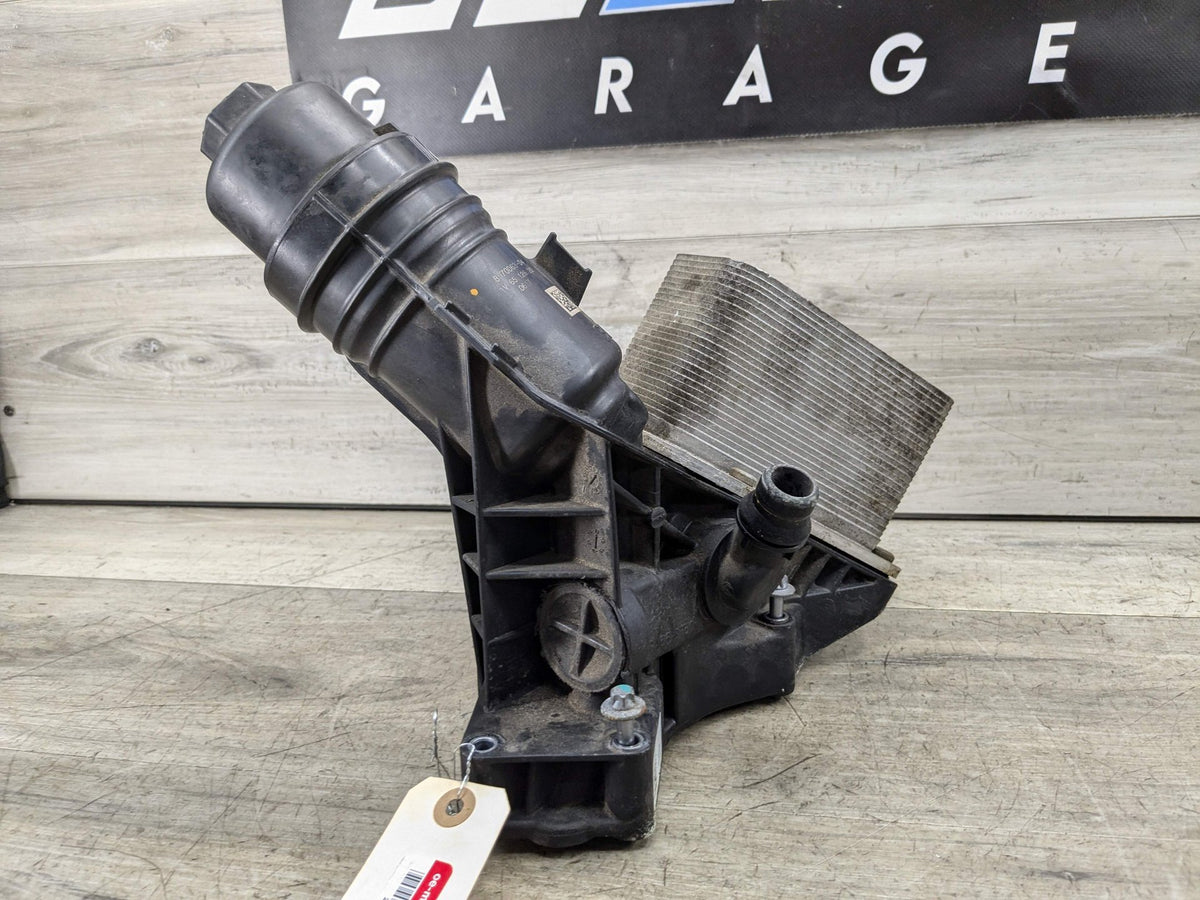 16-21 OEM F22 F23 F30 F32 F33 F36 G30 M240 330 430 540 B58 Oil Filter Housing