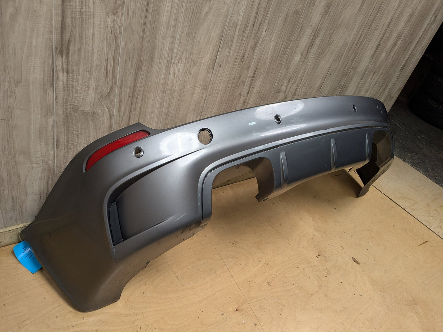 10-13 OEM BMW E70 X5M Rear Bumper Trim Cover Panel Assembly Gray A52 SPACEGRAU METALLIC (A52)