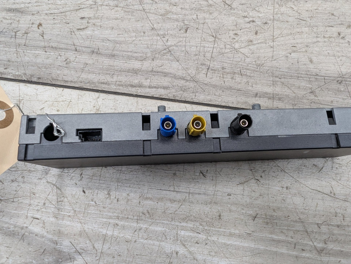 OEM BMW E46 E85 E86 Z4 M3 325 330 Convertible Antenna Amplifier Diversity Module