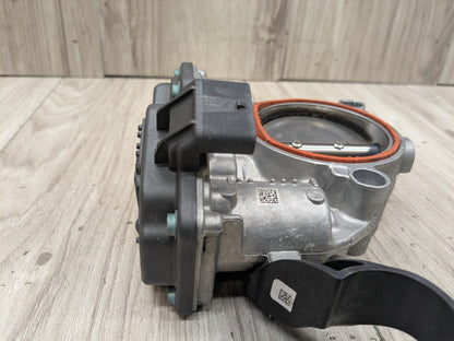 OEM BMW G01 G05 G12 G20 G30 M340 M40 Engine B58 Throttle Body Actuator 8667415