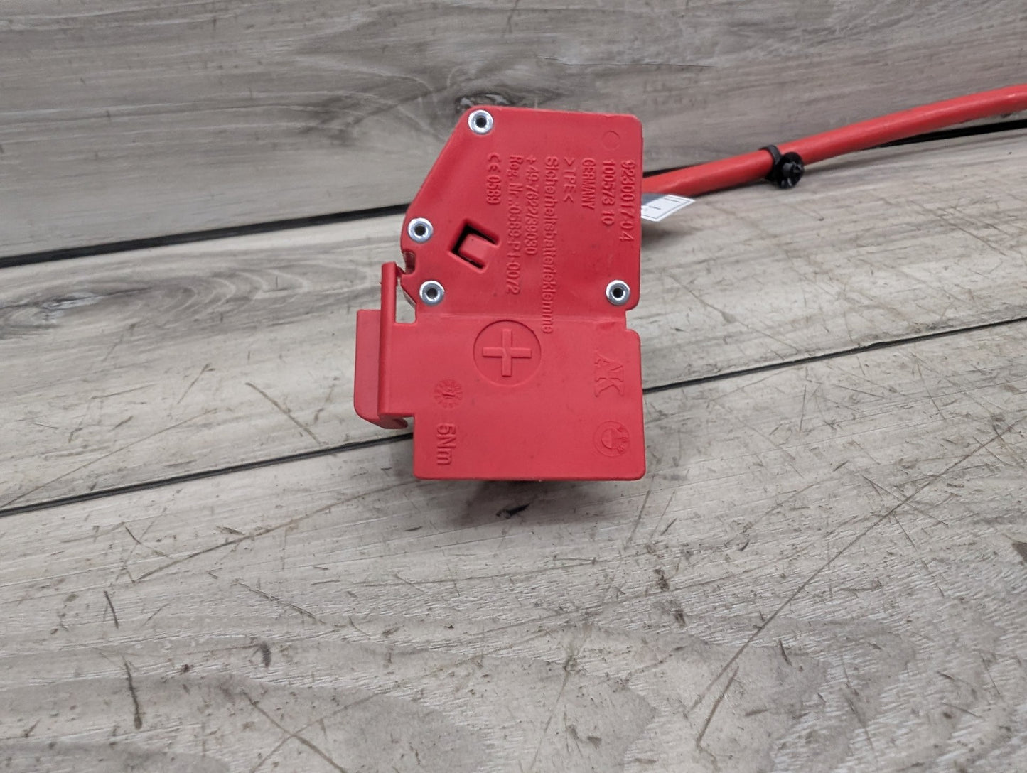 OEM BMW F15 F16 F85 F86 X5 X6 X5M Positive Plus Battery Pole Terminal Red Cable