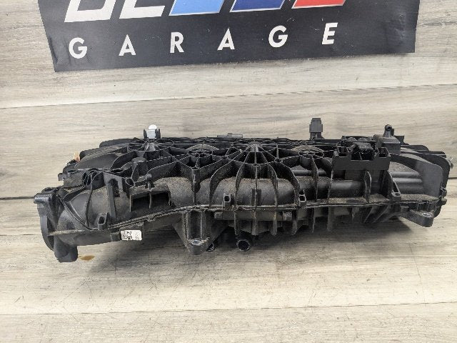 OEM BMW G01 G05 G12 G20 G42 G30 M340 M440 X3 Engine B58 Intake Manifold 8647977