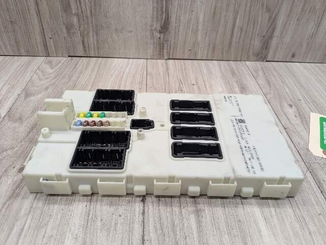 OEM BMW F22 F30 F32 F33 F36 F80 F82 Body Control Junction Box Module FEM