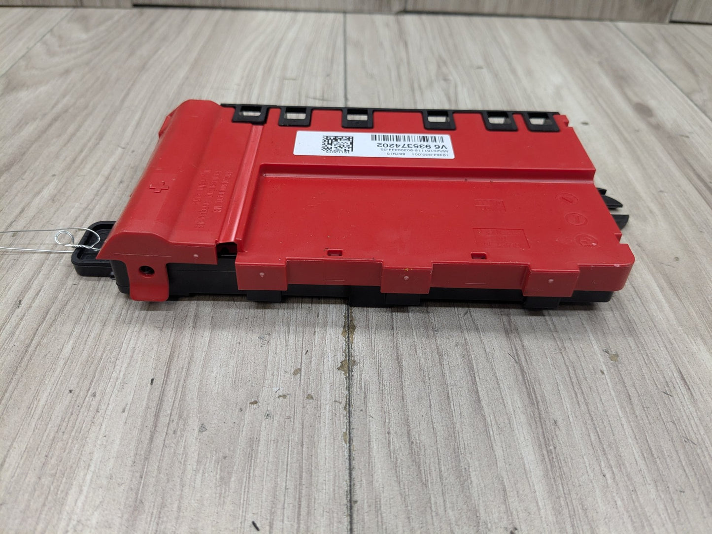 OEM BMW G11 G12 G14 G15 G16 G30 B+ Junction Terminal Power Relay Fuse Box