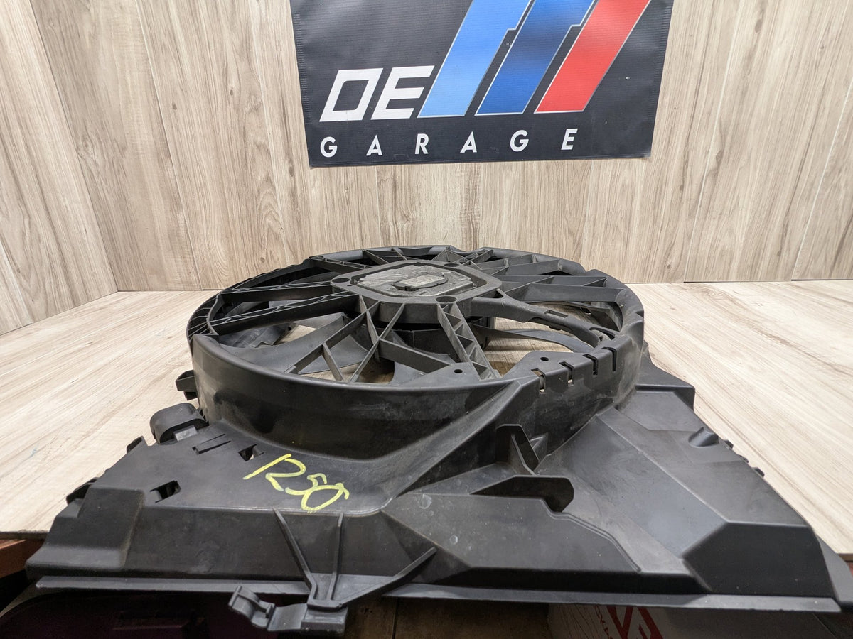 07-13 OEM BMW E82 E88 E90 E92 E93 N52 Radiator Cooling Auxiliary Fan 600W