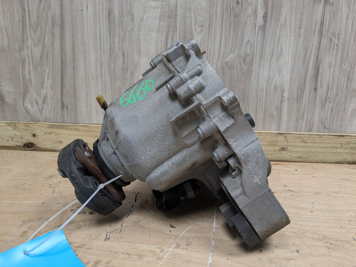 2018 BMW M550i Transmission Transfer Case 137794k 8485036