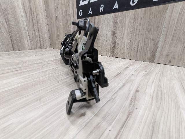 OEM BMW E93 F33 F83 M4 Convertible Trunk Lid Lock Latch Mechanism Assembly