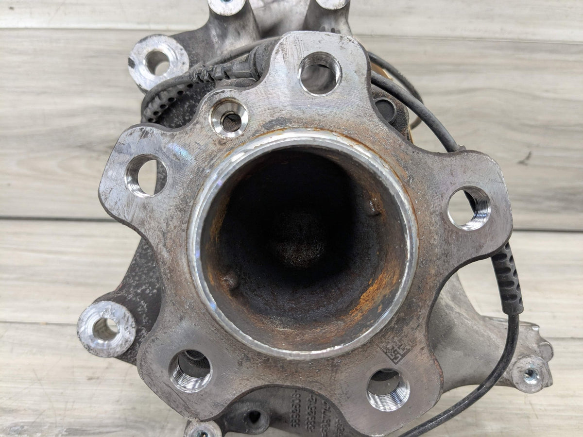 22-24 OEM BMW G26 430 M440 RWD Front Right Passenger Hub Spindle Knuckle Bearing