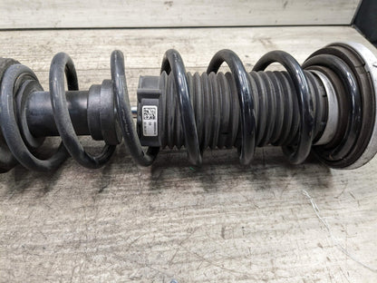2018 BMW 540i G30 Rear Left or Right Spring Strut Shock Absorber 6866615 OEM BMW G30 530 540 REAR Left Right Suspension Strut Shock Absorber w/ Spring
