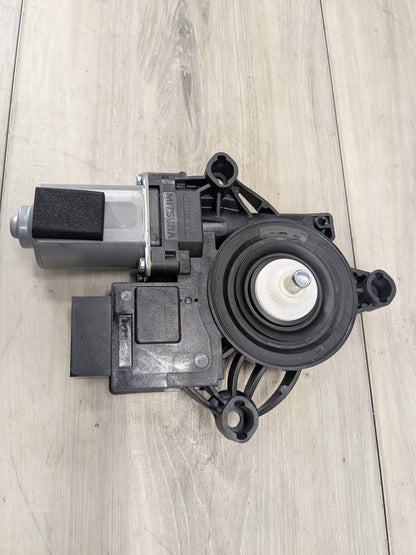2020 BMW 330i G20 Rear Left Driver Door Window Glass Regulator Motor 8495871 OEM BMW G20 G80 330 M340 M3 REAR Left Driver Side Door Window Regulator Motor