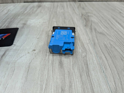 OEM BMW G01 G02 G05 G20 G26 G42 USB Type C Socket Charge Adapter