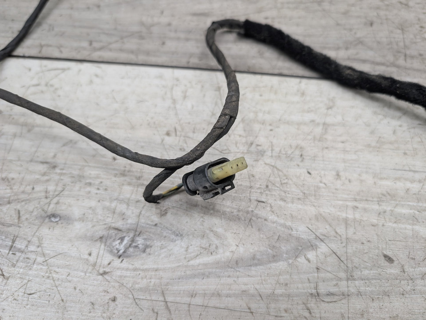 2011-2016 BMW 528i F10- Rear PDC Wire Wiring Harness PN: 9336380
