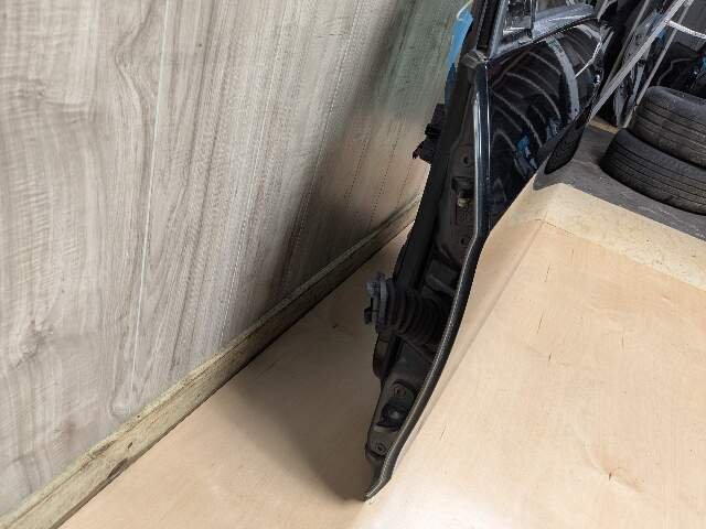 10-16 OEM Mercedes W212 E350 E400 E550 Front Left Driver Door Shell Panel Black