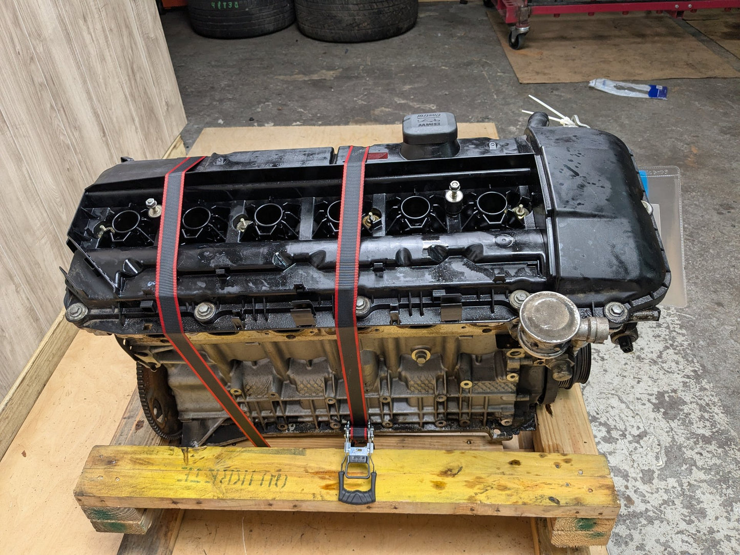 *CORE* BMW Z4 E85 M54 Engine Long Block Assembly 2.5L 6 Cylinder 256S5 2003-06