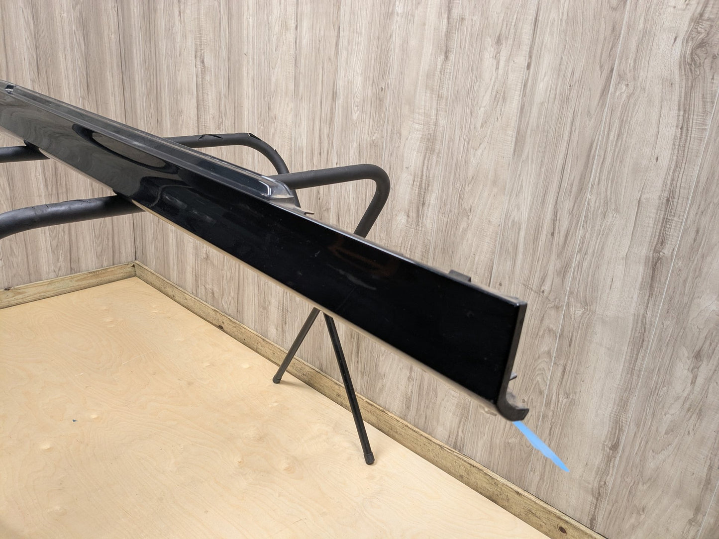 19-25 OEM BMW G20 330 Passenger Side Skirt Rocker Panel Cover Black 475