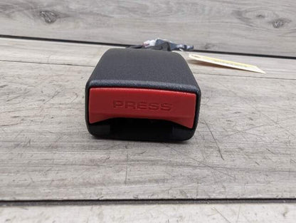 OEM BMW F90 M5 G30 530 540 M550 Rear Center Middle Seatbelt Seat Belt Buckle