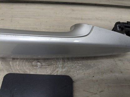 OEM BMW F22 F30 F32 F33 F36 Comfort Access Front Right Side Door Handle Silver