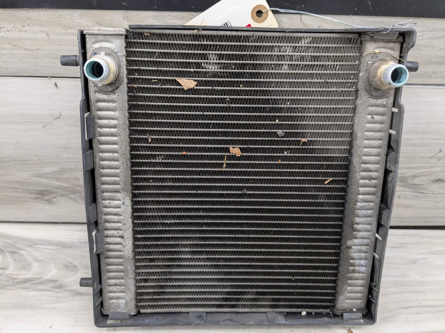 2016 BMW 750i G12 Left or Right Secondary Auxiliary radiator 8619383 16-21 OEM BMW F90 G12 G14 G30 M5 Secondary Auxiliary Coolant Remote Radiator