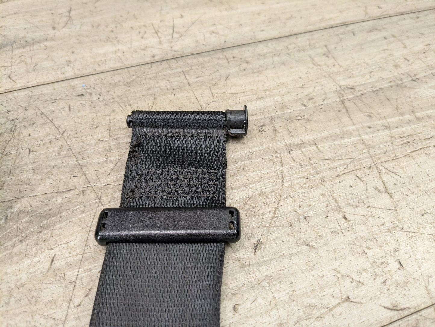OEM BMW F15 F16 F85 X5 X6 Front Left Driver Seat Belt Seatbelt Retractor Black
