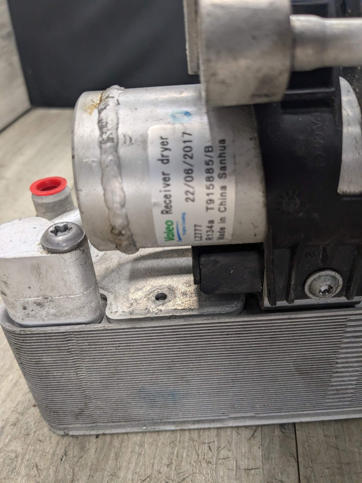 OEM BMW F22 F30 F32 F33 F36 B46 B58 AC Air Conditioning Condenser w Dryer 9338330