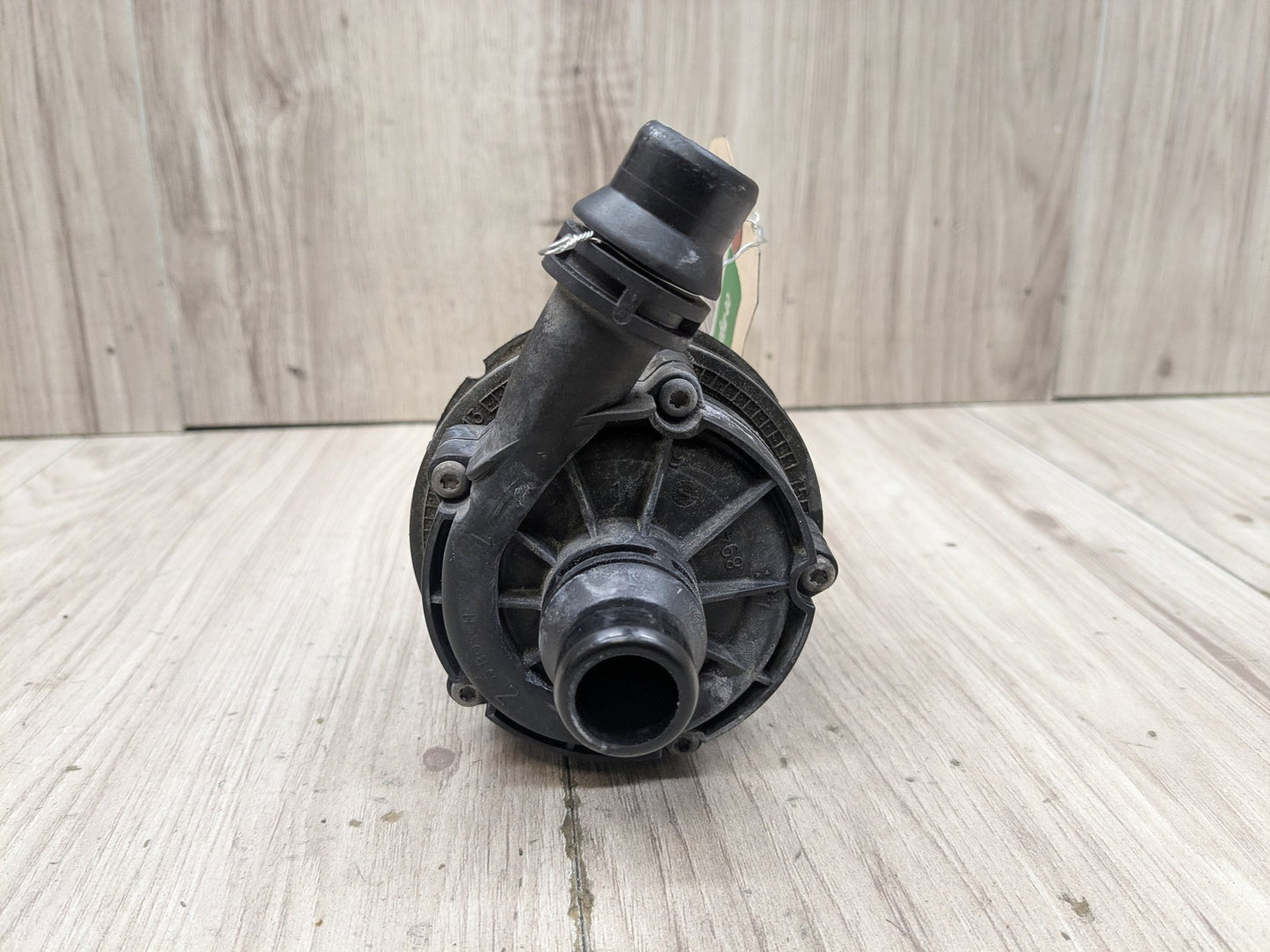 2015-2021 Mercedes-Benz C43 W205 Auxilary Water Coolant Pump A0392024050 OEM