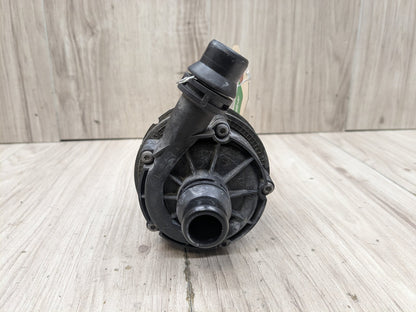 2015-2021 Mercedes-Benz C43 W205 Auxilary Water Coolant Pump A0392024050 OEM